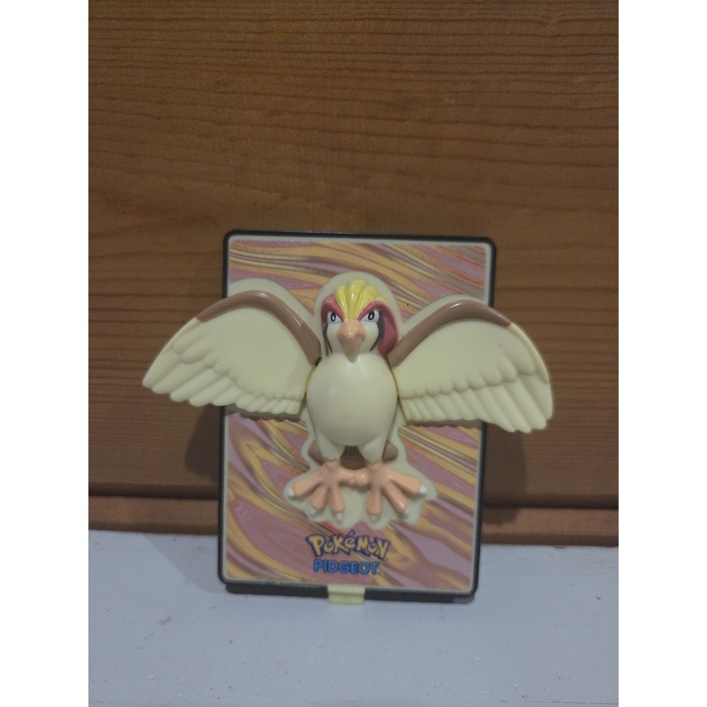 Pokemon 2000 Power Card Pidgeot Vintage Burger King Promo Toy Flapping Wings